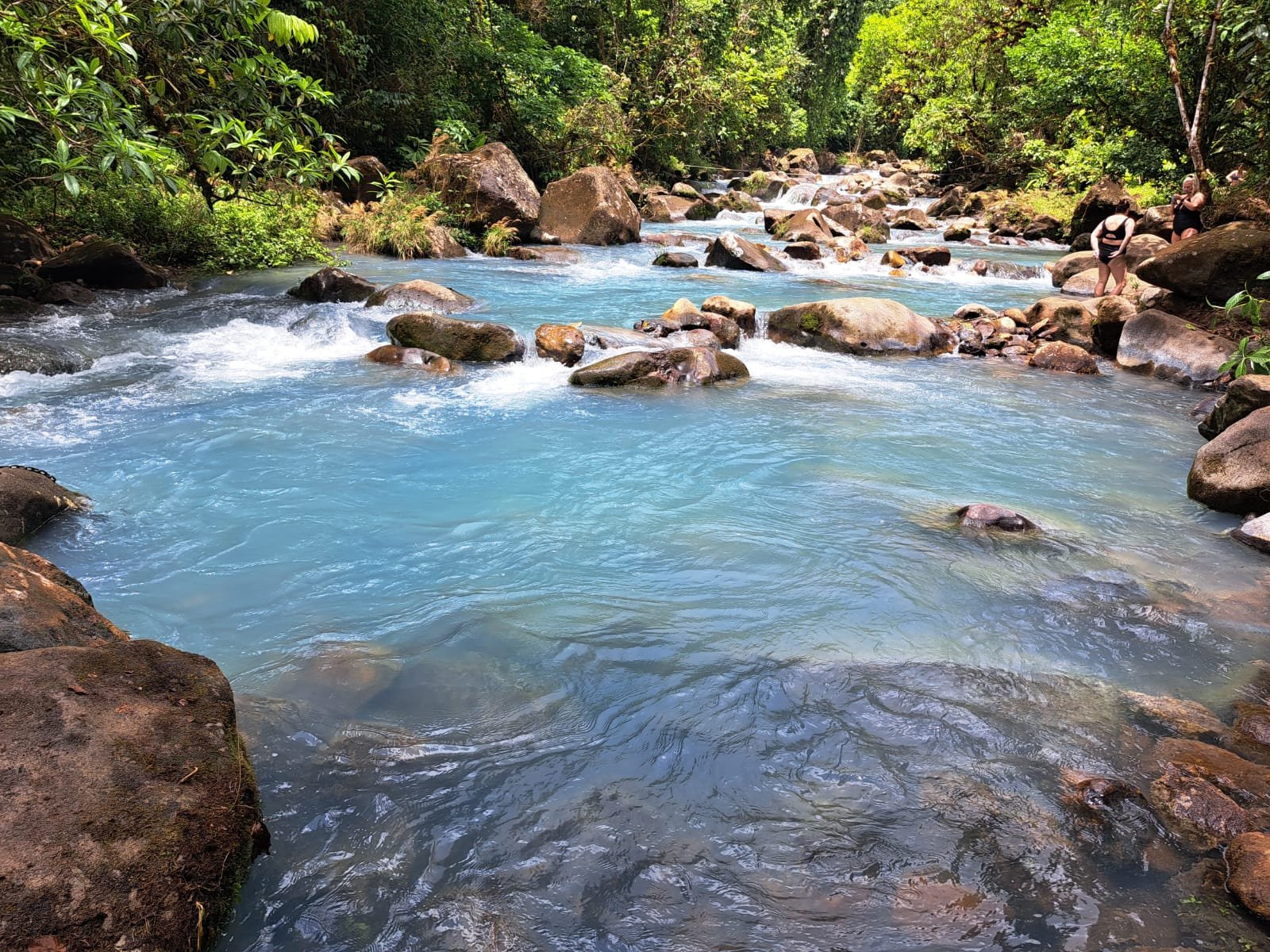 Río turquesa